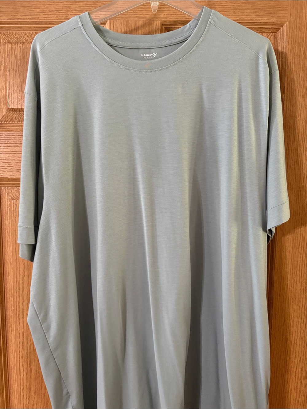 Old Navy Men’s Light Sage Short Sleeve Crewneck Tee